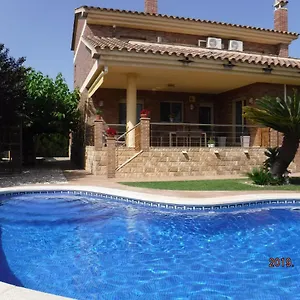 Casa Bergkamp Deltebre