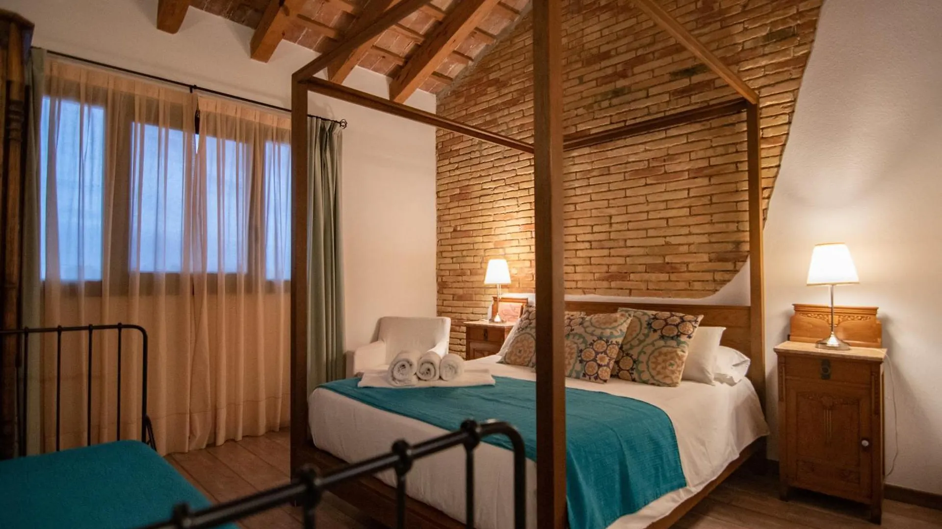 Masia Tinet Guest House Deltebre 0*,  Spain