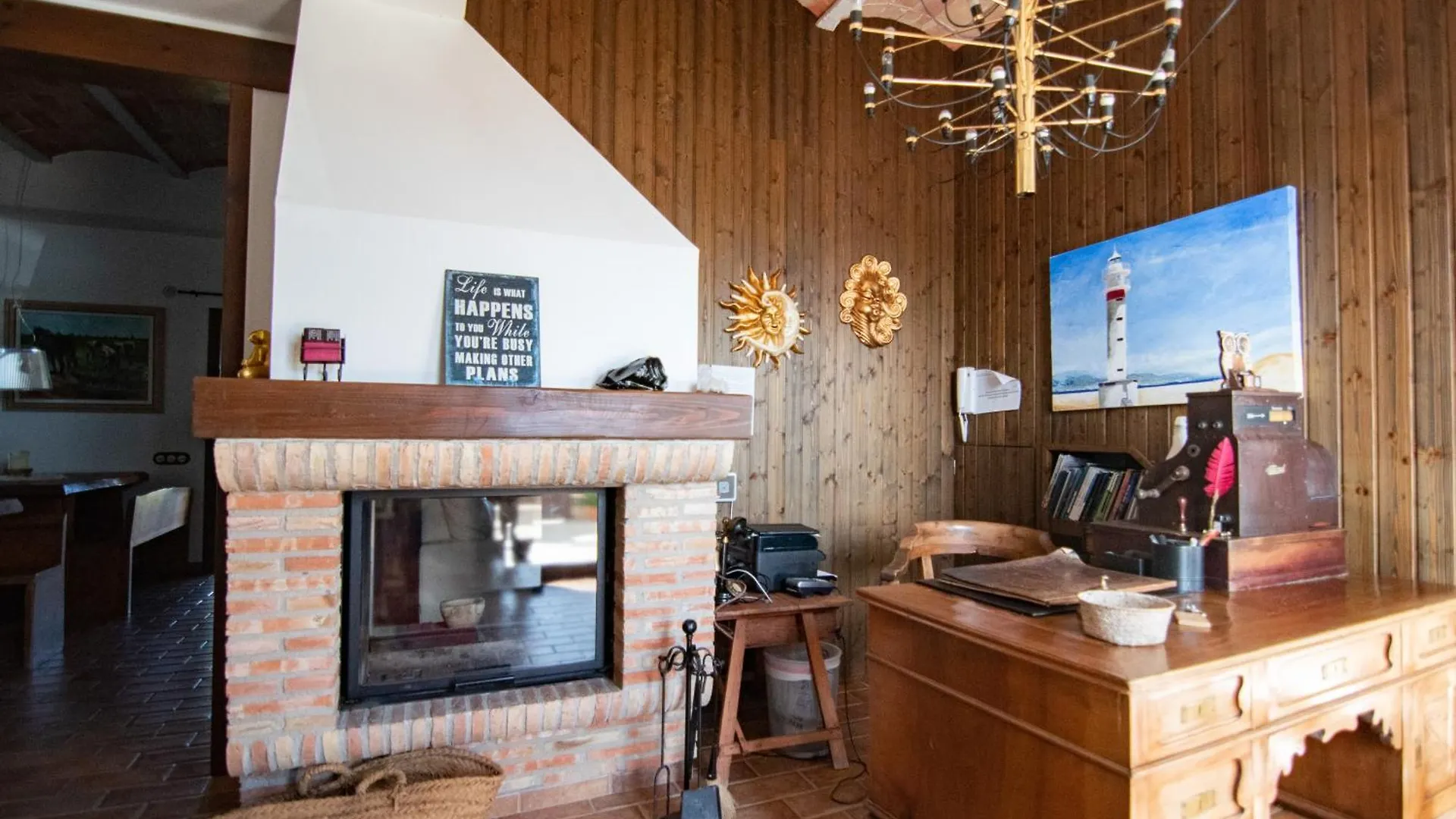 Masia Tinet Guest House Deltebre