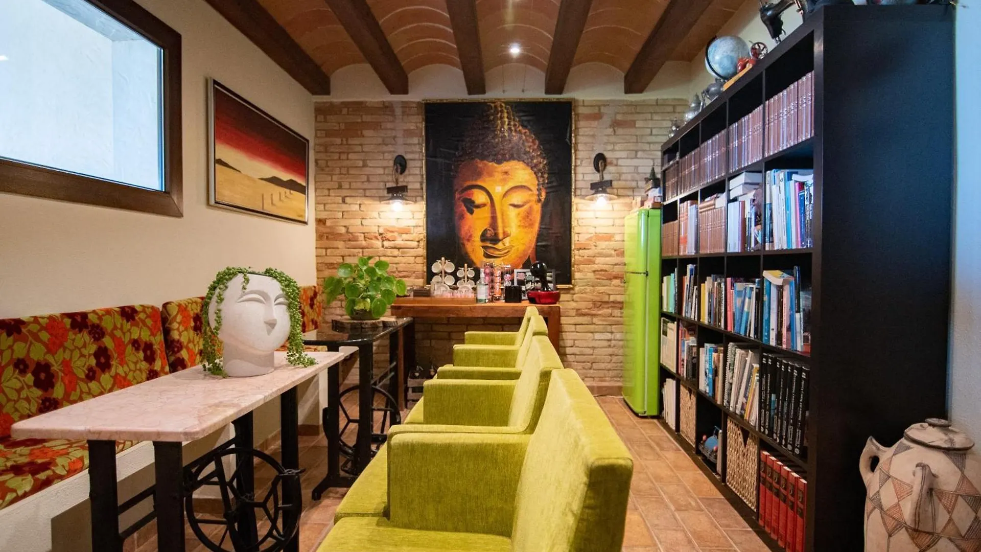 Masia Tinet Guest House Deltebre